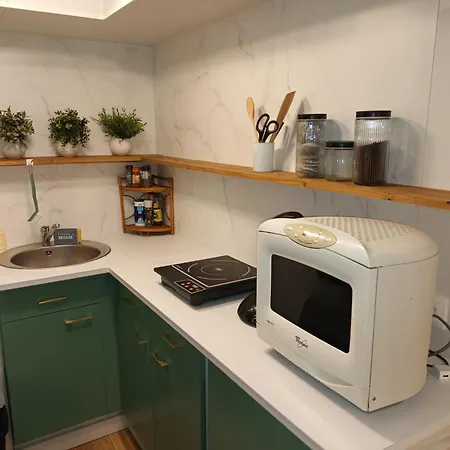 Studio cosy 2 à 4 pers parking privé Quarto em Acomodações Particulares