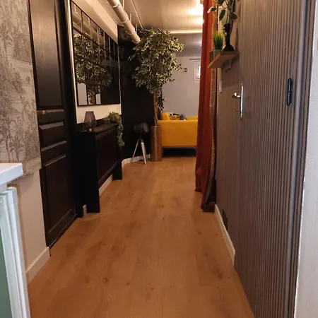 Ubytování v soukromí Cosy 2 A 4 Pers Parking Prive Le Fresne-Camilly