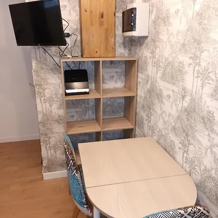 Ubytování v soukromí Cosy 2 A 4 Pers Parking Prive *