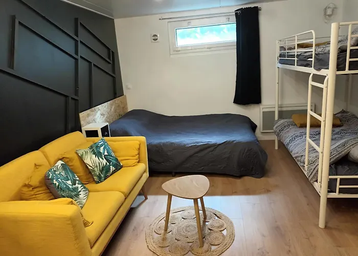 Studio 4P Independant Parking Proche Caen ホームステイ