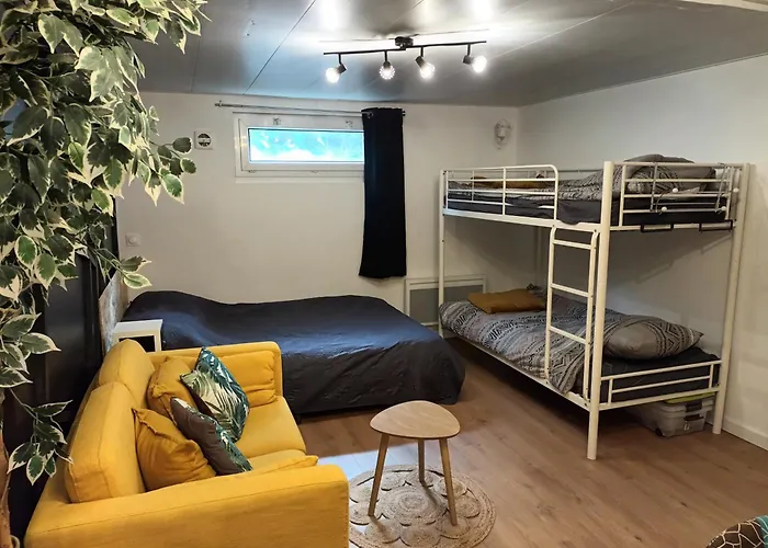 Cosy Et Familial בית אירוח *